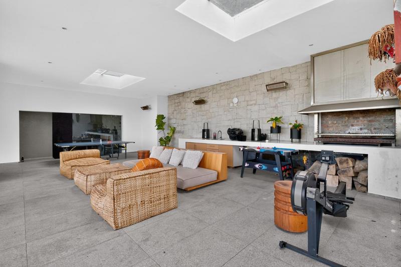 6 Bedroom Property for Sale in Constantia Upper Western Cape